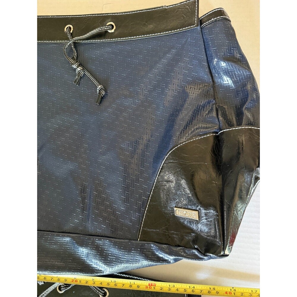 Lot 2 MICHE Prima Shells Janice & Janelle Navy Blue Embossed Magnetic Purse Cove - Picture 3 of 10